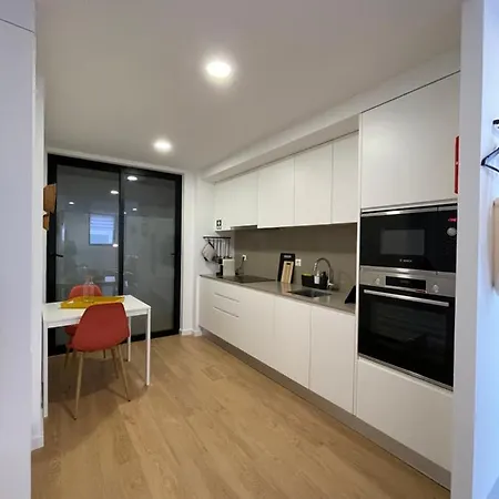 Living Pdl 1 Ponta Delgada