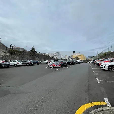 Living Pdl 1 Ponta Delgada